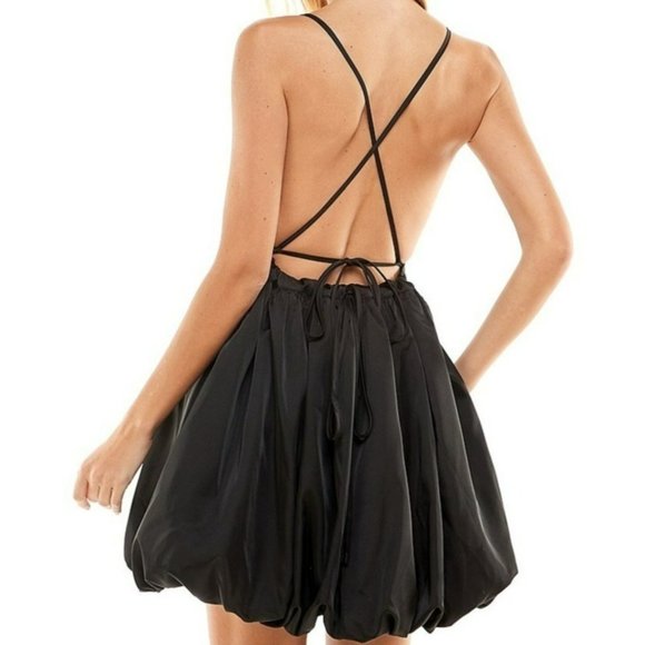TCEC The Trendy Bubble Dress that Everyone Wants Black Size Medium NWT - Picture 2 of 2